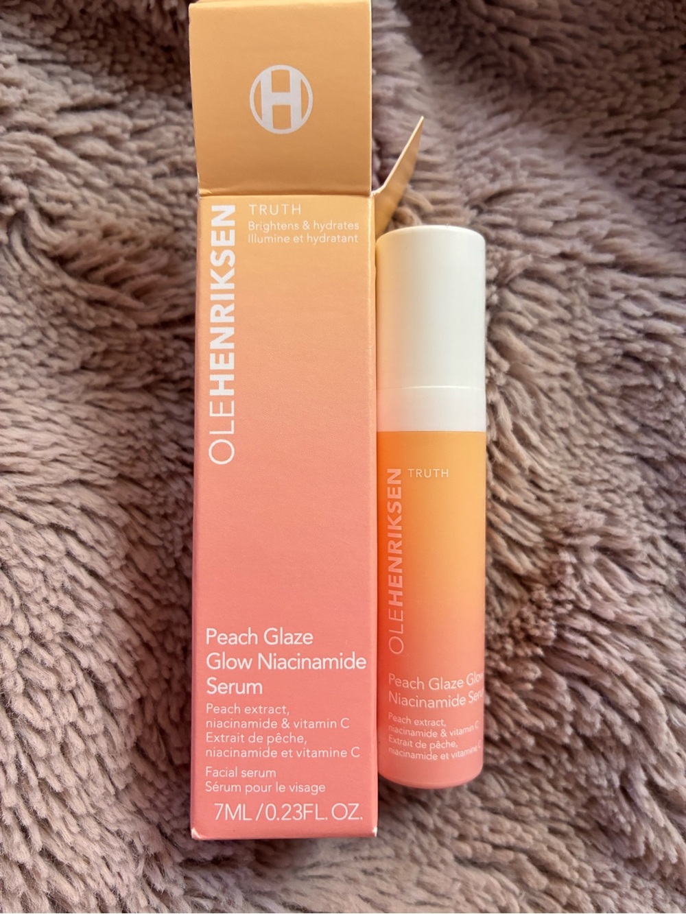 OLEHENRIKSEN Peach Glaze Glow Niacinamide Serum 7ml